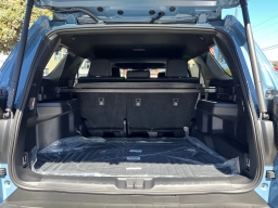 Toyota 4Runner TRD Sport Premium 4WD (Natl) 2026