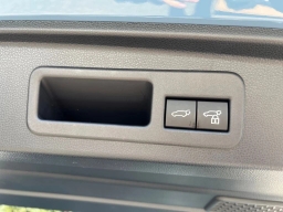 Toyota 4Runner TRD Sport Premium 4WD (Natl) 2026