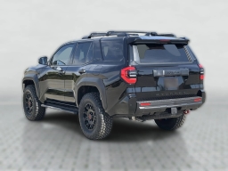 Toyota 4Runner TRD Off Road 4WD (Natl) 2026