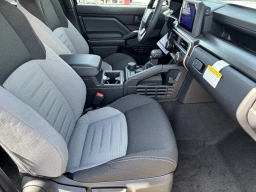 Toyota 4Runner TRD Off Road 4WD (Natl) 2026