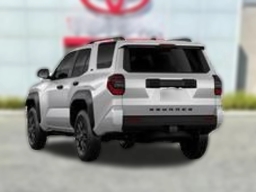 Toyota 4Runner SR5 4WD (Natl) 2026