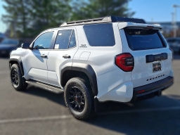 Toyota 4Runner TRD Off Road 4WD (SE) 2026