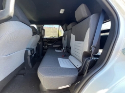 Toyota 4Runner TRD Off Road 4WD (Natl) 2026