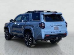 Toyota 4Runner TRD Sport 4WD (Natl) 2026