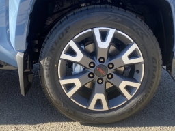 Toyota 4Runner TRD Sport 4WD (Natl) 2026