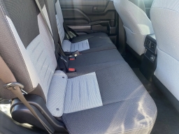 Toyota 4Runner TRD Sport 4WD (Natl) 2026