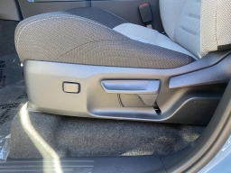 Toyota 4Runner TRD Sport 4WD (Natl) 2026