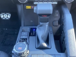 Toyota 4Runner TRD Sport 4WD (Natl) 2026