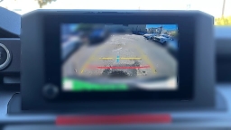 Toyota 4Runner SR5 4WD (Natl) 2026