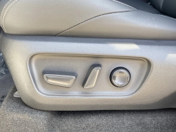Toyota 4Runner Limited 4WD (Natl) 2026