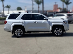 Toyota 4Runner Limited 4WD (Natl) 2026