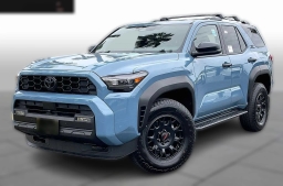 Toyota 4Runner TRD Off Road 4WD (Natl) 2026