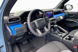 Toyota 4Runner TRD Off Road 4WD (Natl) 2026