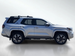 Toyota 4Runner TRD Sport Premium 4WD (Natl) 2026
