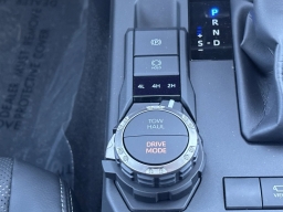 Toyota 4Runner TRD Sport Premium 4WD (Natl) 2026