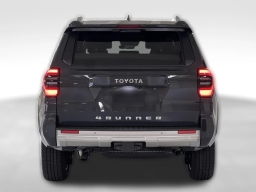 Toyota 4Runner Limited 4WD (Natl) 2026