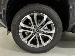 Toyota 4Runner Limited 4WD (Natl) 2026