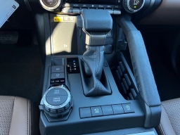 Toyota 4Runner Limited 4WD (Natl) 2026