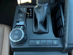 Toyota 4Runner Limited 4WD (Natl) 2026