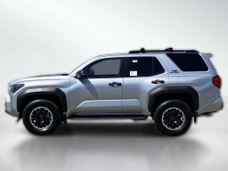 Toyota 4Runner TRD Off Road 4WD (Natl) 2026