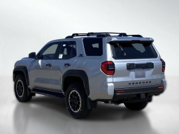 Toyota 4Runner TRD Off Road 4WD (Natl) 2026