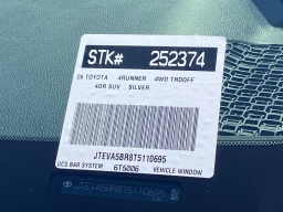 Toyota 4Runner TRD Off Road 4WD (Natl) 2026