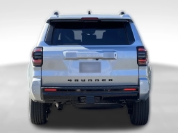 Toyota 4Runner TRD Sport Premium 4WD (SE) 2026