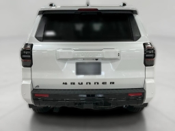 Toyota 4Runner TRD Sport Premium 4WD (Natl) 2026