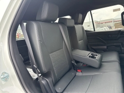 Toyota 4Runner TRD Off Road Premium 4WD (Natl) 2026