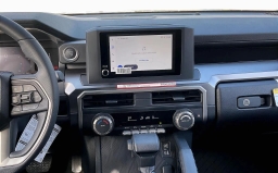 Toyota 4Runner SR5 4WD (Natl) 2026