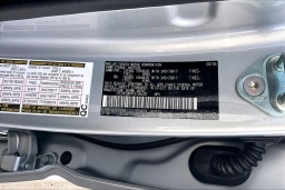 Toyota 4Runner SR5 4WD (Natl) 2026