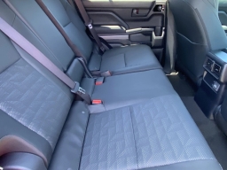 Toyota 4Runner TRD Sport Premium 4WD (Natl) 2026