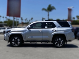 Toyota 4Runner TRD Sport Premium 4WD (Natl) 2026