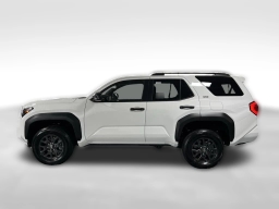 Toyota 4Runner SR5 4WD (Natl) 2026