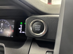 Toyota 4Runner SR5 4WD (Natl) 2026
