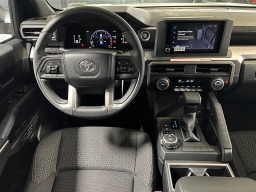 Toyota 4Runner SR5 4WD (Natl) 2026