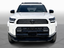 Toyota 4Runner Hybrid Platinum 4WD (Natl) 2026