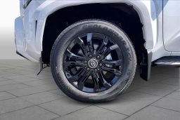 Toyota 4Runner Hybrid Platinum 4WD (Natl) 2026