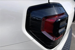 Toyota 4Runner Hybrid Platinum 4WD (Natl) 2026