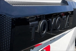 Toyota 4Runner Hybrid Platinum 4WD (Natl) 2026