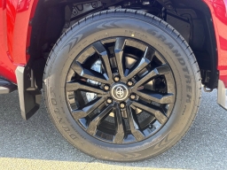 Toyota 4Runner Hybrid Platinum 4WD (Natl) 2026