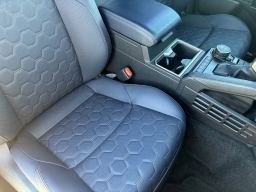 Toyota 4Runner Hybrid Platinum 4WD (Natl) 2026