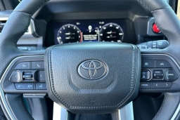 Toyota 4Runner Hybrid TRD Off Road Premium 4WD (Natl) 2026