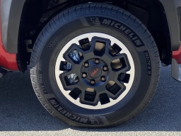 Toyota 4Runner Hybrid TRD Off Road Premium 4WD (Natl) 2026