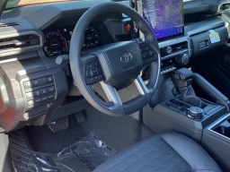 Toyota 4Runner Hybrid TRD Off Road Premium 4WD (Natl) 2026