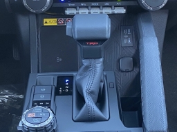 Toyota 4Runner Hybrid TRD Off Road Premium 4WD (Natl) 2026