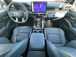 Toyota 4Runner Hybrid Platinum 4WD (Natl) 2026