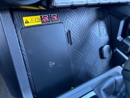 Toyota 4Runner Hybrid Platinum 4WD (Natl) 2026