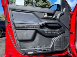 Toyota 4Runner Hybrid Platinum 4WD (Natl) 2026