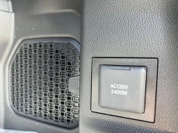 Toyota 4Runner Hybrid Platinum 4WD (Natl) 2026